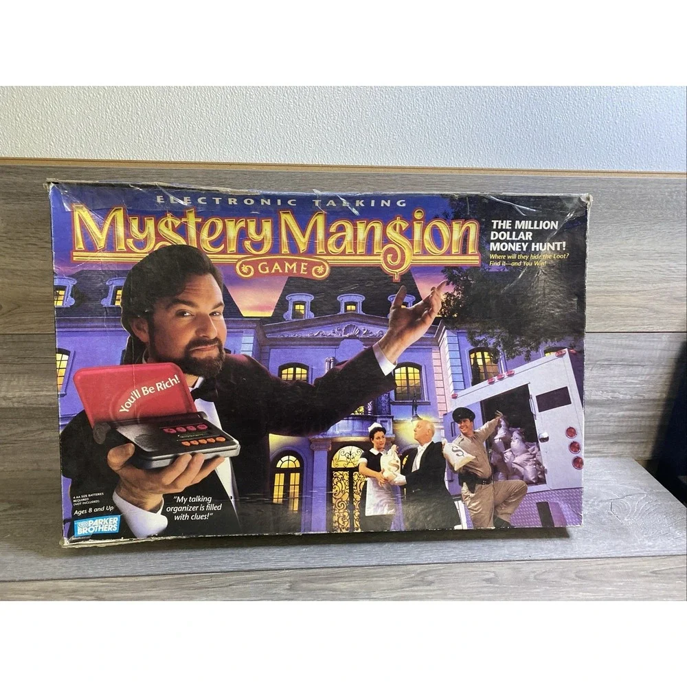 1995 Mystery Mansion Electronic Talking Game Parker Bros (Missing 2 Movers)